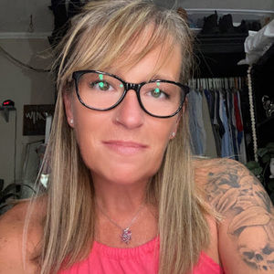 Meet your Posher, Dawn